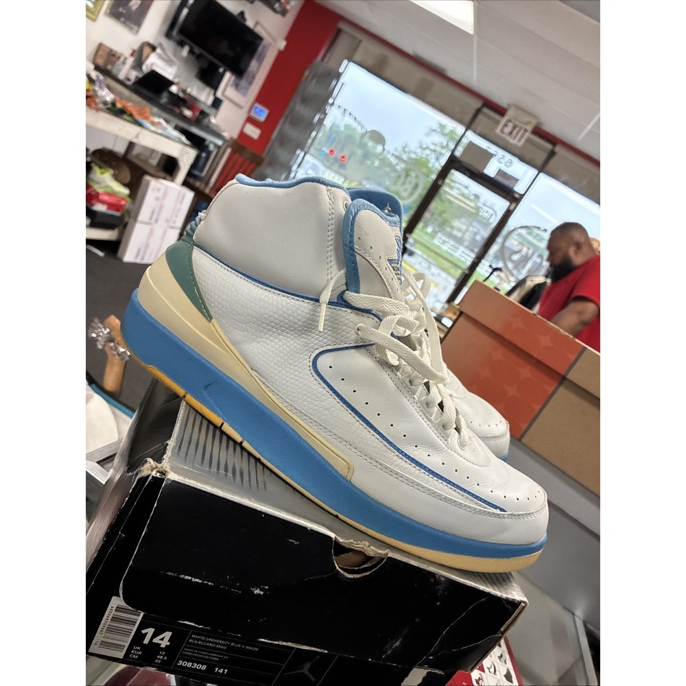 Jordan 2 Retro Sz 14 Melo White University Blue Maize 308308-141 UNC Tarheels